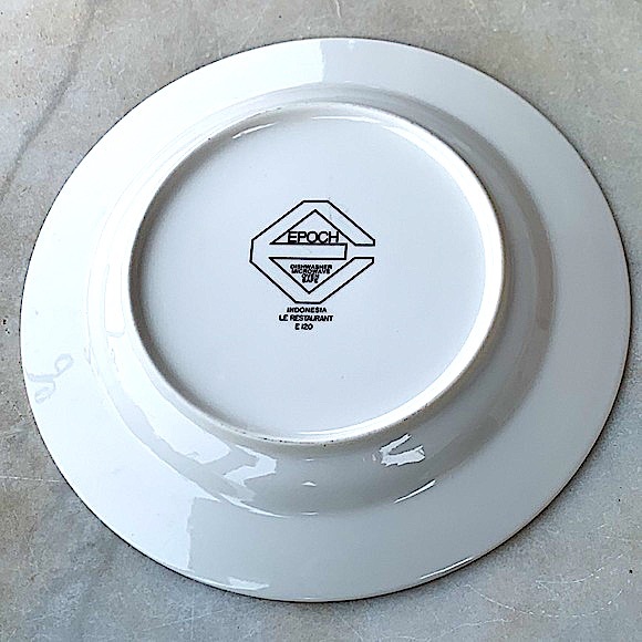 EPOCH LE RESTAURANT SALAD PLATE ROUND 8 1/2 INCH Y2K WHITE BLACK - Picture 5 of 6